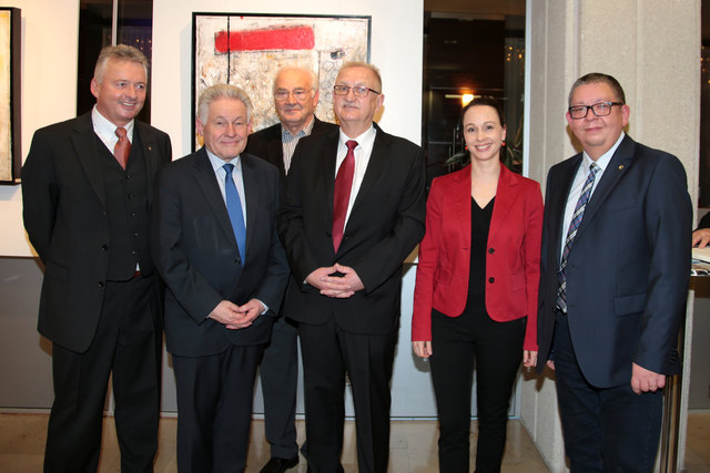 Landeshauptmann Josef Pühringer eröffnete die Ausstellung.