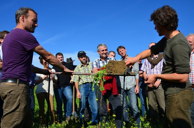 Humus steht beim dritten Schlägler Biogespräch im Mittelpunkt.