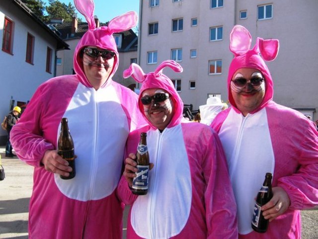 Eine durchaus gekonte Verkleidung aus dem Jahr 2014 waren die Bunny Haserln.