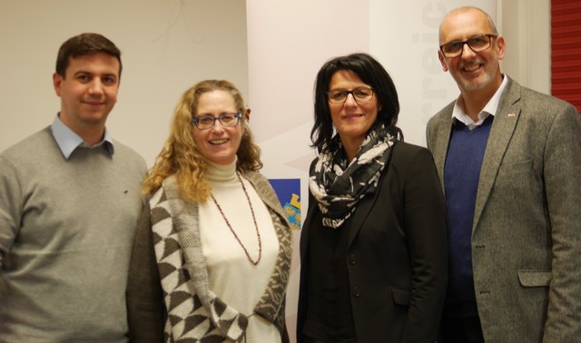 Gerald Fröhlich mit den Veranstaltern Ulli Essl (SLÖ), Renate Gruber (SPÖ) und Alfred Rammelmayr (BSA).