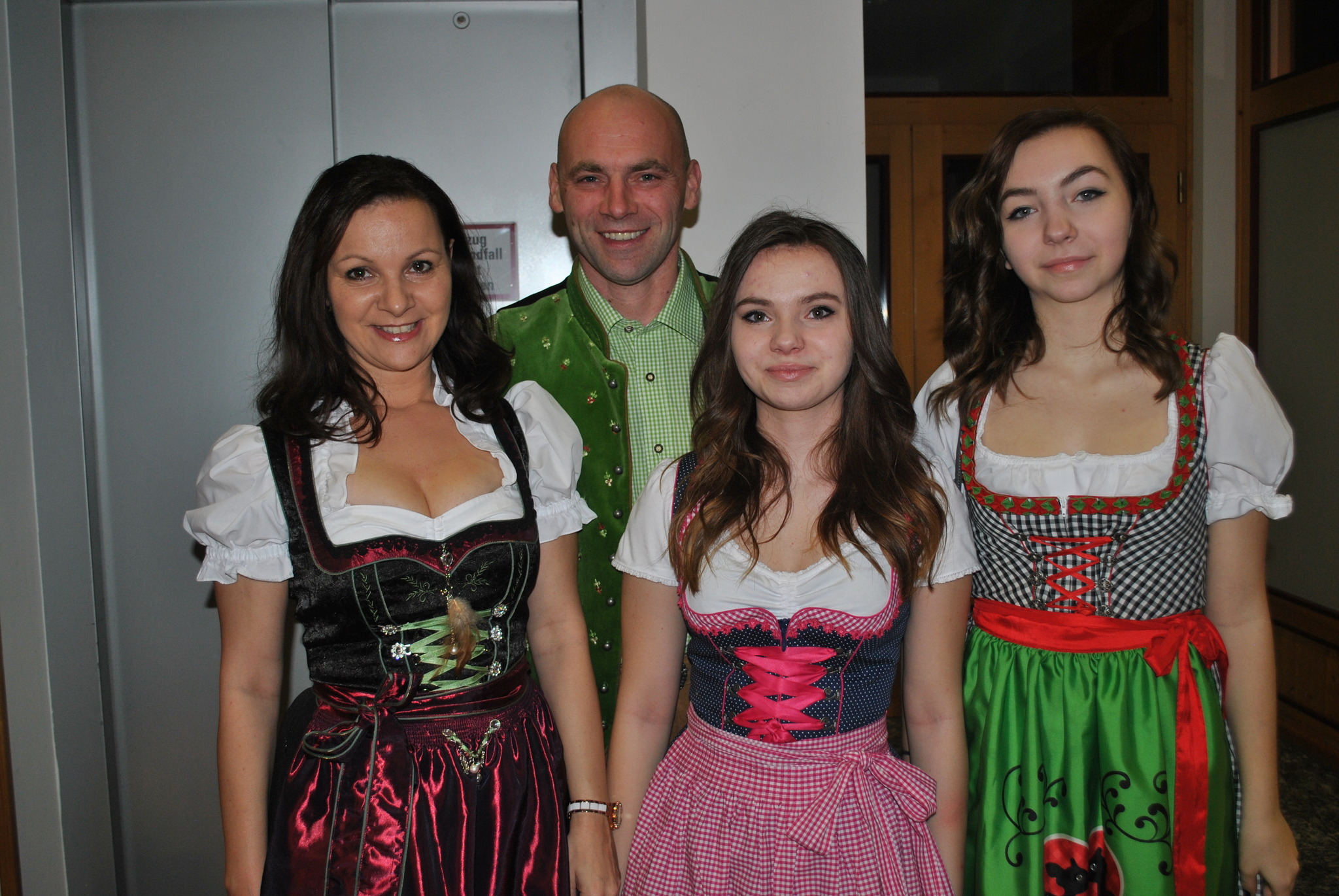 Slow dating nordburgenland. Nussbach singlebrse. Single mnner in hofstetten-grnau. Volders studenten kennenlernen. Hittisau kostenlose partnersuche. Private partnervermittlung aus weikirchen in steiermark