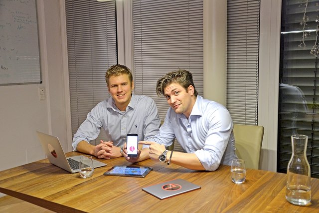 Erfolgreiches Start-up aus Wien: Othmar Schwarz (r.) und Florian Dall starten mit ihrer neuen App „LiveSpots“ durch.