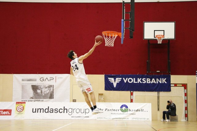 Sebastian Glanstschning