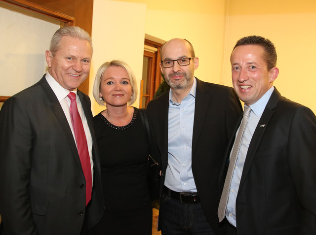 und Vizibürgermeister Leopold Groiß (rechts) begrüßten jeden Gast persönlich.