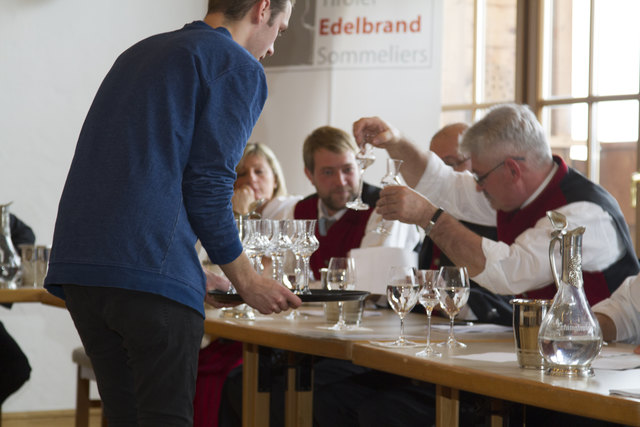 Die Verkostung ist im vollen Gange... | Foto: Tiroler Edelbrandsommeliers