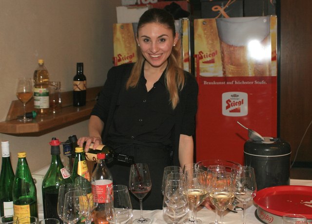An der Weinbar hatte Katja viel zu tun.