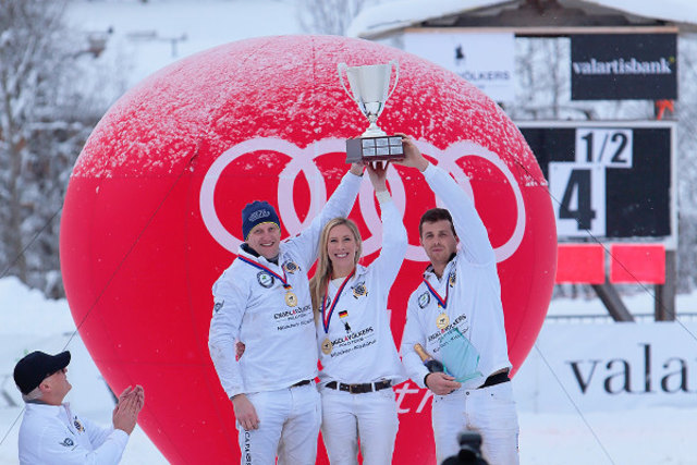 Das Sieger-Team | Foto: Valartis Snow Polo World Cup
