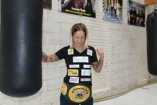 Am 30. April verteidigt die österreichische Weltmeisterin im Superfliegengewicht, Eva Voraberger, ihren Titel ersmtals gegen eine mexikanische Gegnerin.