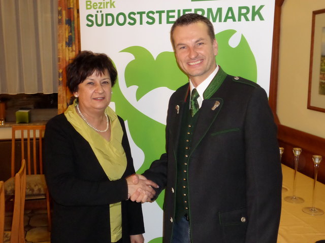 Waltraud Sudy übergab das Amt an Neo-Obmann Josef Krenn. | Foto: KK