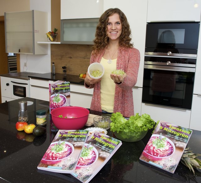 Angelika Fürstler widmet sich in ihrem Buch nicht nur der Aufzucht von Sprossen, sondern stellt auch Rezepte vor | Foto: Arbeiter