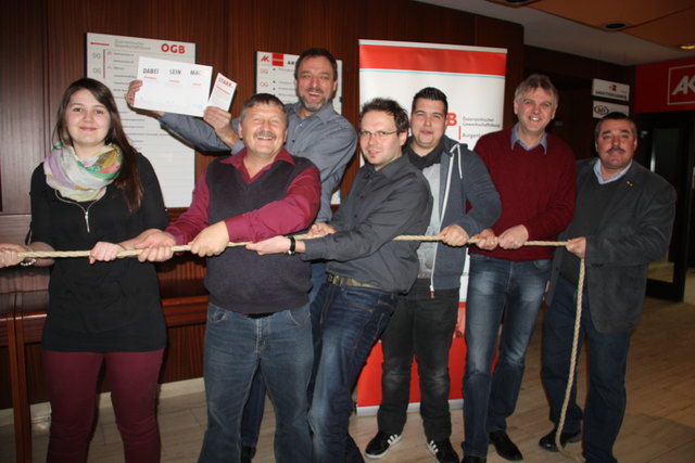 Auch die BetriebsrätInnen  Ines Moors, Imre Kónya, Gerhard Michalitsch, Reinhard Mund, Christian Frantsich, Ewald Gossy und Franz Bieler ziehen an einem Strang. | Foto: ÖGB