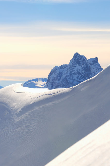 Patteriol am Arlberg: Eines der Motive, das Rebekka Ruetz für die Stoffe ihrer neuen Kollektion verwendet hat. | Foto: ©Tirol Werbung