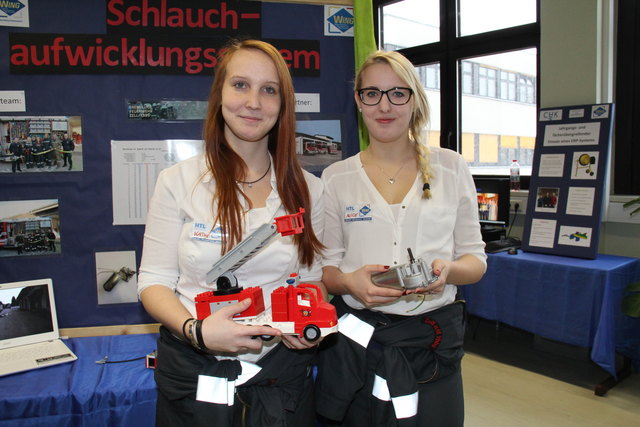 Katharina Klim (links): "Katharina ist zwar lang zu schreiben, wird aber meistens zu Kathi abgekürzt." Alice Handler: "Alice gibts hier keine Zweite. Wenn Alice gerufen wird, kann nur die Liesl gemeint sein." | Foto: Dietl-Schuller