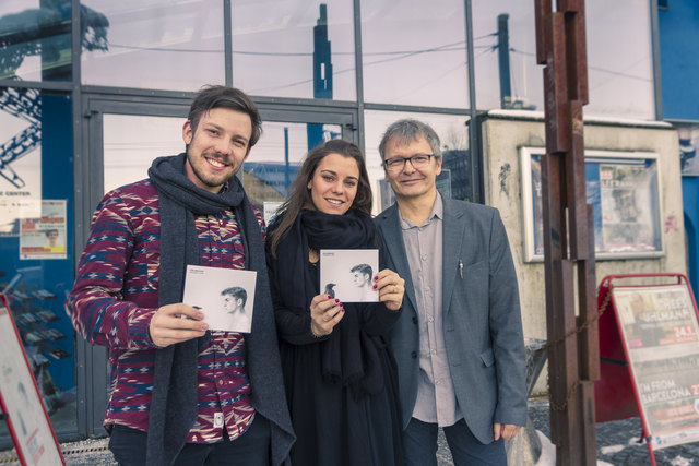 Mario und Giovanna Fartacek von "Mynth" mit RH-Chef Wolfgang Descho. Die beiden sind auch am Xtra Ordinary Sampler vertreten.