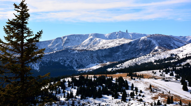 Der Schnee schmilzt dahin .