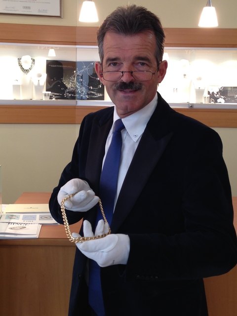 Johann Figl,Obmann-Stellvertreter im Bundesgremium des Juwelen-, Uhren-, Kunst-, Antiquitäten- und Briefmarkenhandels. | Foto: privat