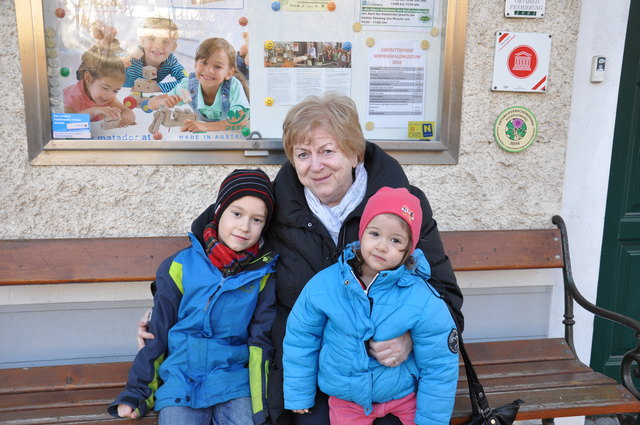 Alena und Samuel kamen mit ihrer Oma Angela Luger zu Hänsel & Gretel.