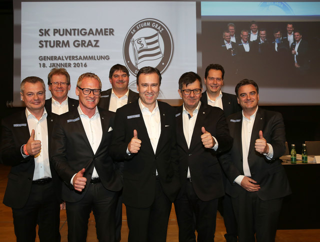 Der Vorstand: Robert Adam, Herbert Troger, Peter Schaller, Günter Niederl, Christian Jauk, Ernst Wustinger, Michael Vollmann, Gerhard Steindl | Foto: GEPA