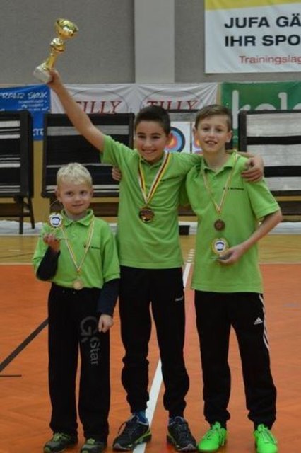 So sehen Sieger aus! Moritz Ludwig, Daniel Kainz, Felix Schafhuber (von links) | Foto: KK