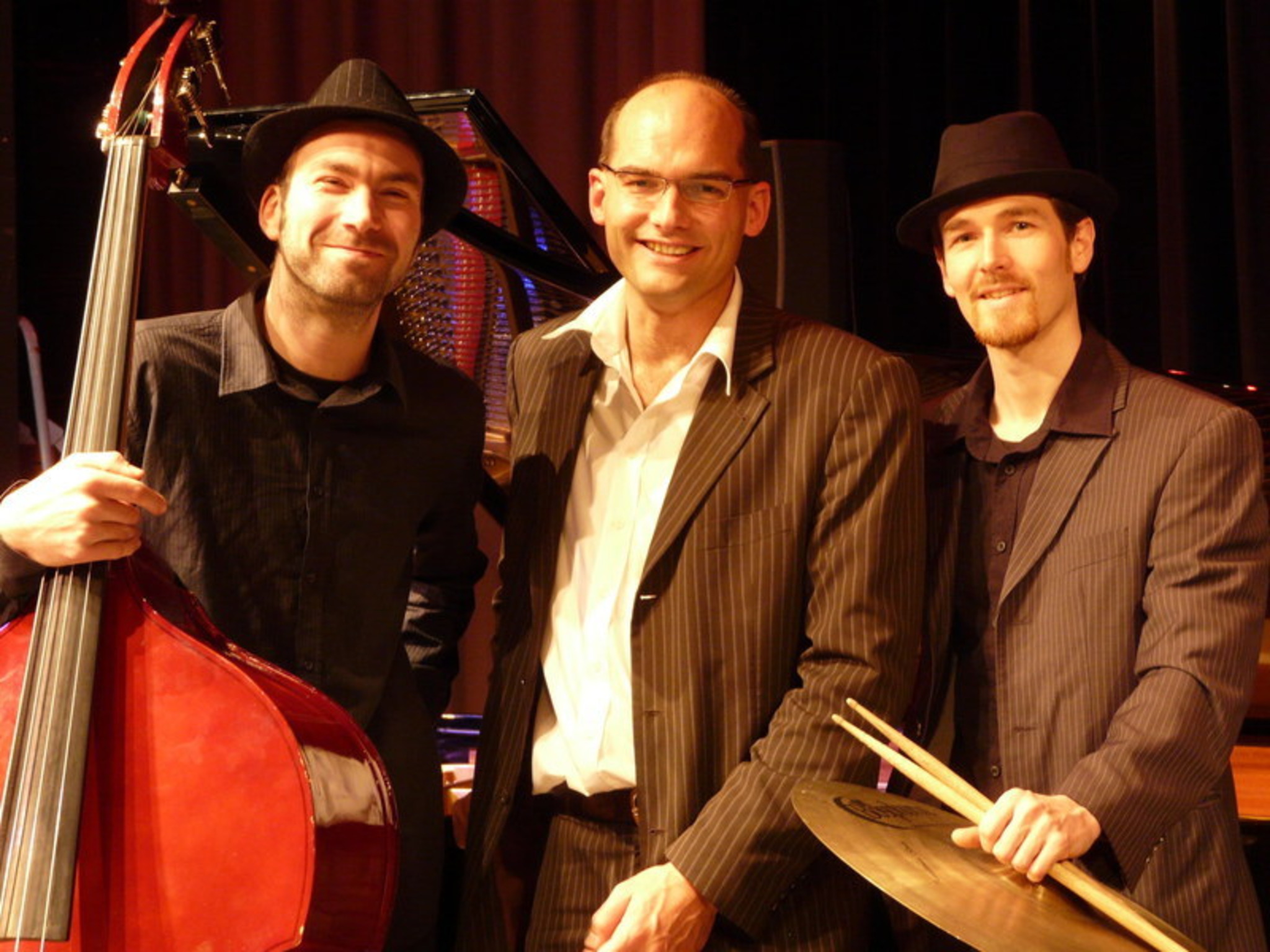 Mit Jens Wimmers Boogie Trio in die “Roaring Twenties” eintauchen ...