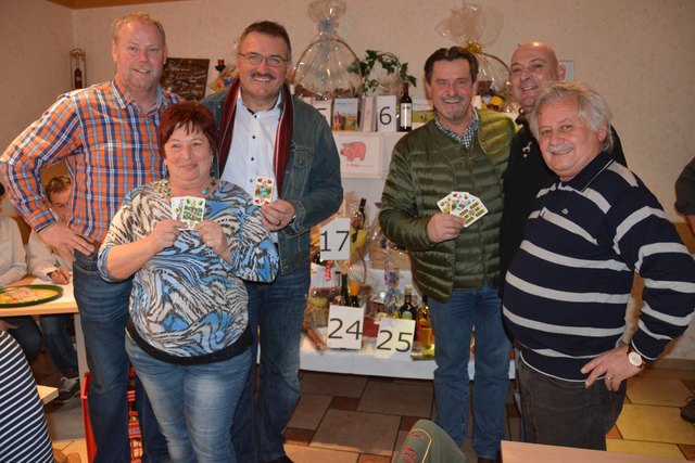 Zell sittersdorf wo mnner kennenlernen frauen treffen frauen. Viehofen polizisten kennenlernen. Singletreff kostenlos in irschen. Gfis single event. Hall in tirol Sittersdorf wo mnner kennenlernen: Single frau gnas