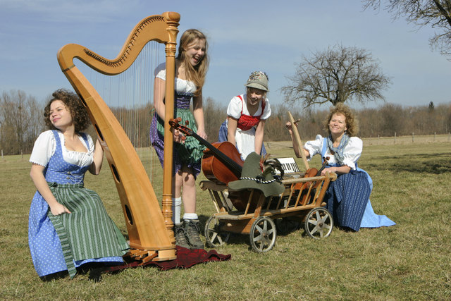 Die Prömmerinnen aus Unterstampfing musizieren gemeinsam auf höchstem Niveau. | Foto: Dominik Essletzbichler