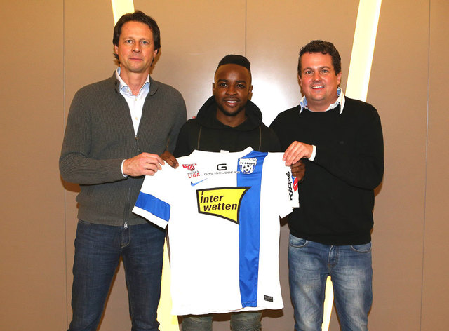 Gehen zuversichtlich in die Frühjahrssaison: Trainer Peter Schöttel, Reagy Ofosu und Manager Christian Haas. | Foto: SV Grödig