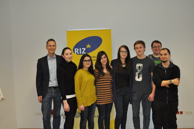 Gregor Haslinger (RIZ), Schüler aus 5 Nationen, Christoph Hochstrasser, Wolfgang Rechberger | Foto: RIZ