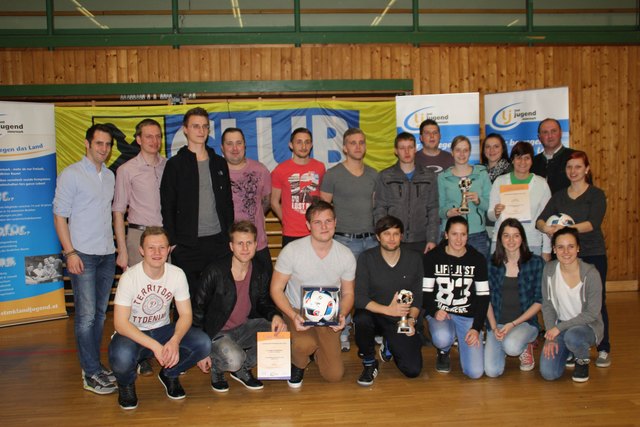 Die Sieger bei den Burschen und Mädchen ließen sich gleichermaßen feiern. | Foto: LJ Steiermark