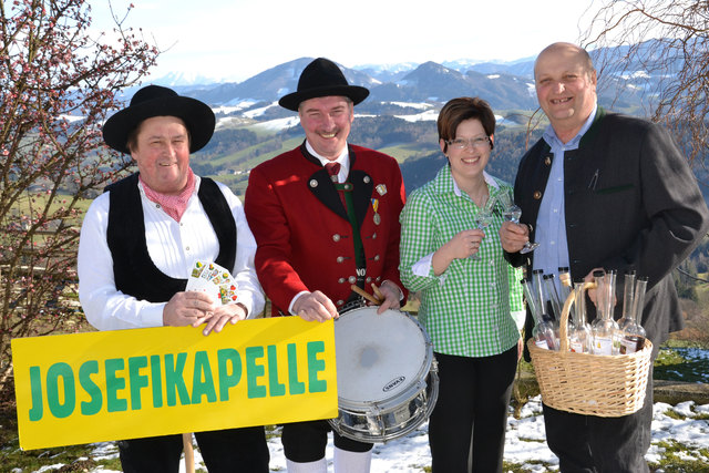 Freuen sich auf das Josefifest am Sonntag, 13. März, in Windhag: Franz Hirsch, Josef Langsenlehner, Corinna Schaumberger und Gottfried Wagner.