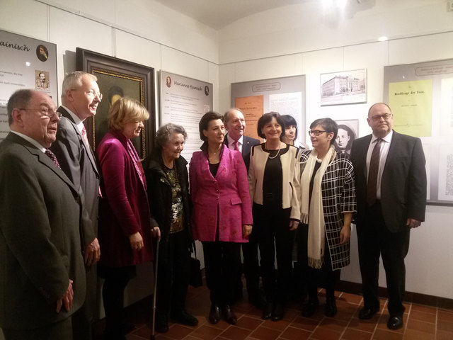 Sonderausstellung Marianne & Michael Hainisch im Rennermuseum Neunkirchen