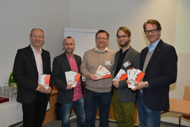 Männerberatung: Manfred Kummer, Bernd Eilbauer, Christian Neuhold und Robert Gamel mit Vizebgm. Markus Martschitsch.