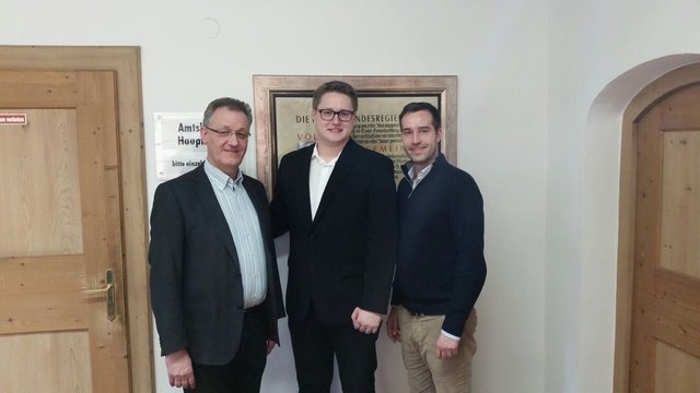BGM Erich Ruetz, Obmann Benjamin Ties und GS Stefan Schnöll