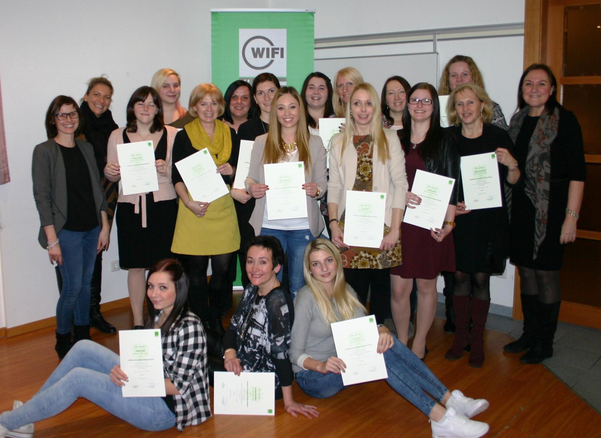 17 neue Kindergartenhelferinnen für den Bezirk - Eisenstadt