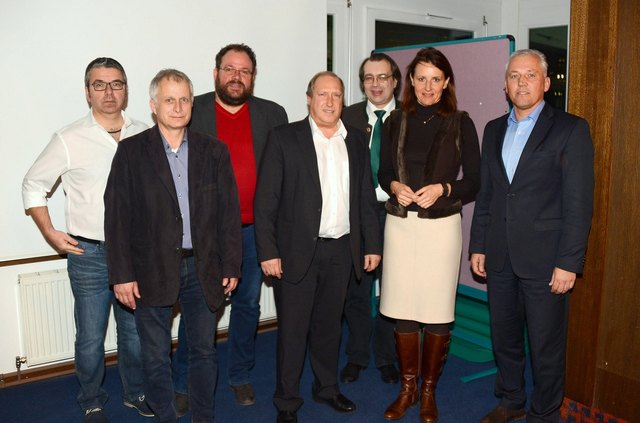 Keineswegs auf allen Ebenen einig waren sich bei der Gailtalbahn-Infoveranstaltung in Kötschach-Mauthen Bürgermeister Walter Hartlieb und Landesrat Rolf Holub mit seinem Experten-Team