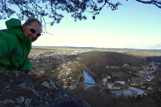Herrlicher Tiefblick vom Buchberg auf Gars.
