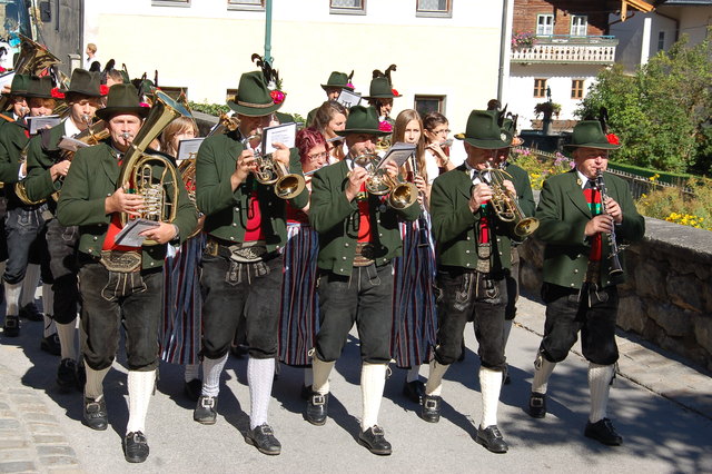 Krimmler Musikanten bei einem der Almabtriebsfeste. Hier war die Welt - zumindest nach außen hin - noch in Ordnung