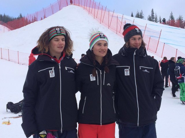 SCA Newschooler Marco Ladner (l.) und Max Mall (r.) mit Lara Wolf (mitte) vom Freestyleteam Paznaun | Foto: SCA