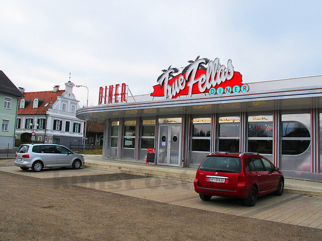 Architektur im Kontrast: Gleisdorf hat ein Diner