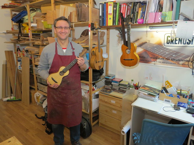Gregor Nowak baut Ukulelen – von ganz klein bis groß und in allen Tonlagen.