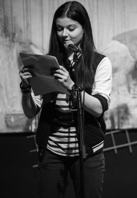 Sabrina Öhler ist bereits eine erfahrene Poetry Slammerin | Foto: privat