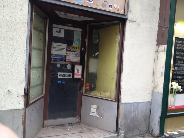 Leer stehende Geschäftslokale machen die Gumpendorfer Straße für einen Schaufensterbummel nicht gerade attraktiv. | Foto: Valerie Krb