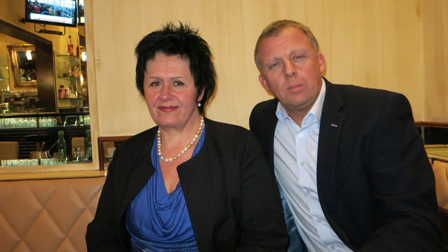 SPÖ-Politiker Margarete Sitz und Horst Karas wollen Schnedlitz-Rücktritt. | Foto: Kreska