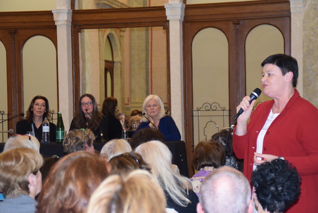 Beate Jorda greift die Idee einer Unterschriftenaktion für ein Frauenmuseum in Baden gerne auf.