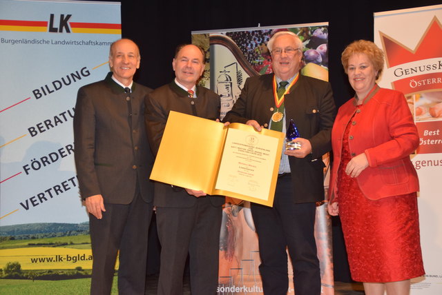 Bei den Likören mundete der Verkostungsjury am besten ein Uhudlerlikör von Josef Wiener aus Eltendorf.