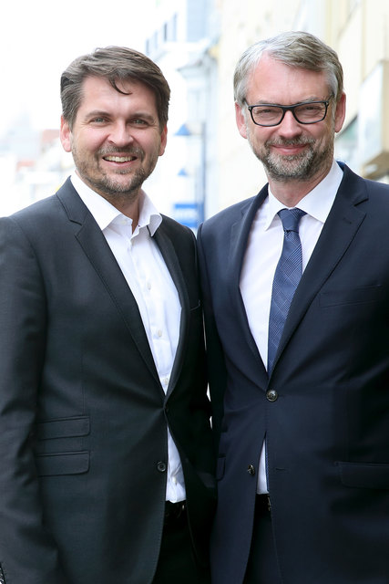 ÖVP-Stadtrat Peter Lehner mit Michael Strugl bei der Peressekonferenz im Rahmen der Bezirkstour. | Foto: Land OÖ/Denise Stinglmayr