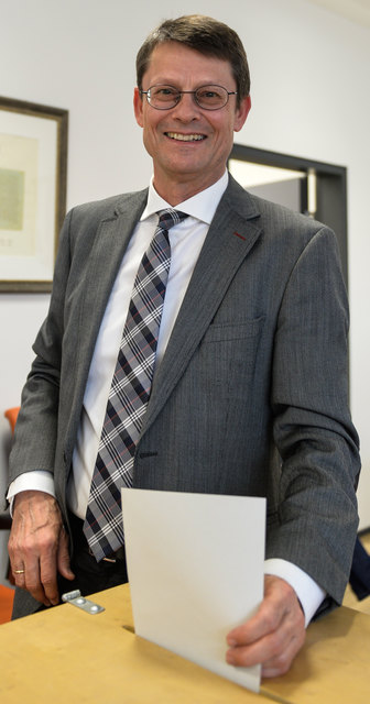 Thomas Öfner (SPÖ und Parteifreie) heißt der neue Bürgermeister von Zirl. | Foto: zeitungsfoto.at