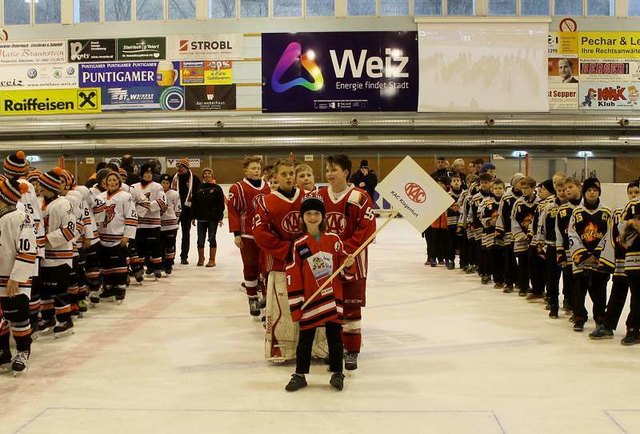 Die stolzen Gewinner des U12 Bundesliga Finalturniers: EC KAC aus Klagenfurt.