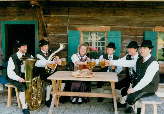 Auf zahlreiche Auftritte freut sich die Tanzlmusi Lamprechtshausen. | Foto: Tanzlmusi