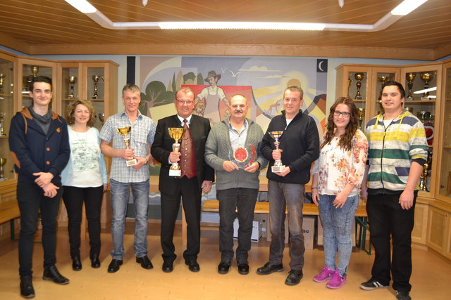 Die Sieger des 40. Preisschnapsens der SPÖ Kammern. | Foto: KK